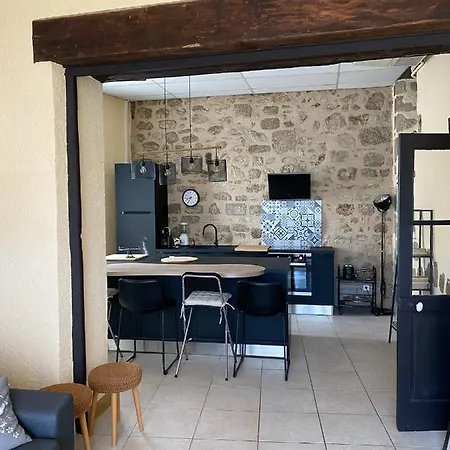 Poppy De Charme A 2 Min Centre-ville شقة *