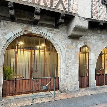 شقة Poppy De Charme A 2 Min Centre-ville فيجيا