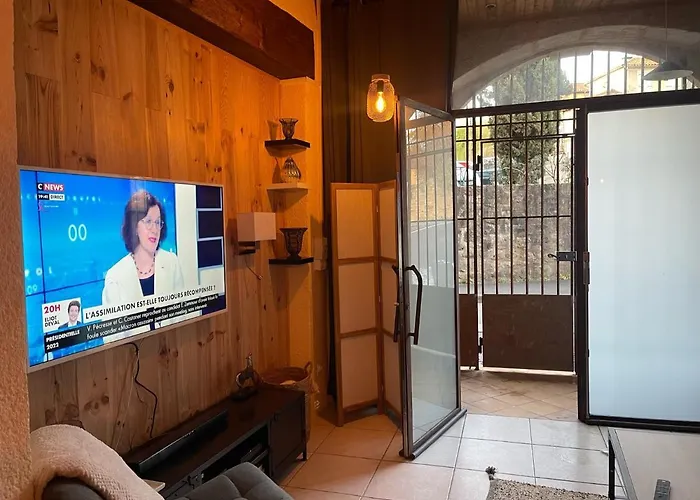 Apartamento Poppy De Charme A 2 Min Centre-ville Figeac